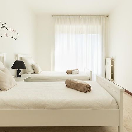 Alessia'S Flat- Sondrio M3 Apartment Милано Екстериор снимка