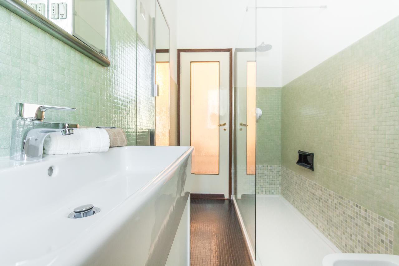 Alessia'S Flat- Sondrio M3 Apartment Милано Екстериор снимка